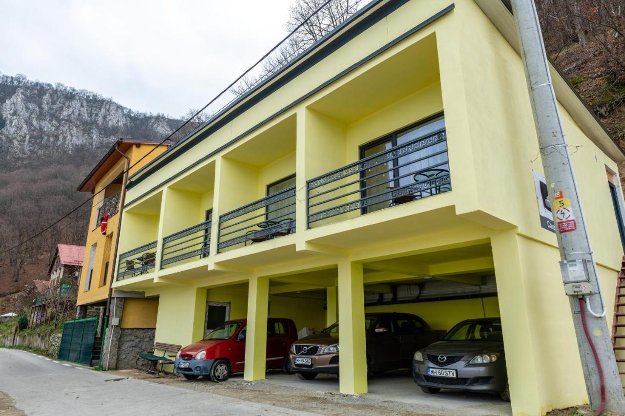 Casa Beasarah. Vila Dubova Exterior foto